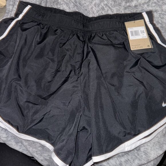 Nike Women's Running Shorts - Picture 1 of 2